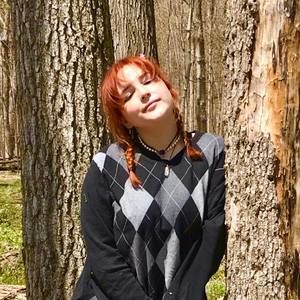 Meet your Posher, Antonia